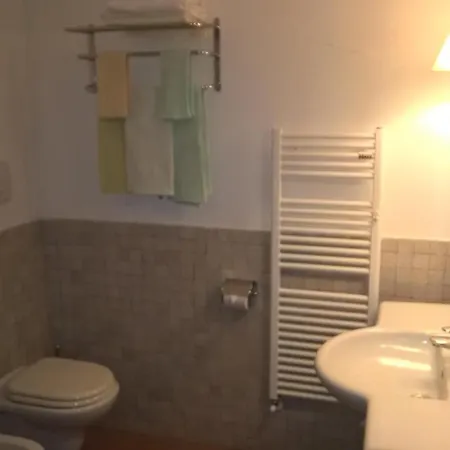 Iris - Casa Max Apartment *